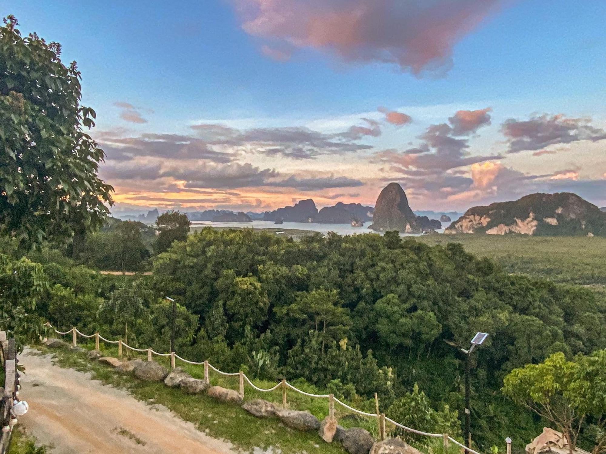 Samet Nangshe Goodview Hotell Takua Thung Exteriör bild